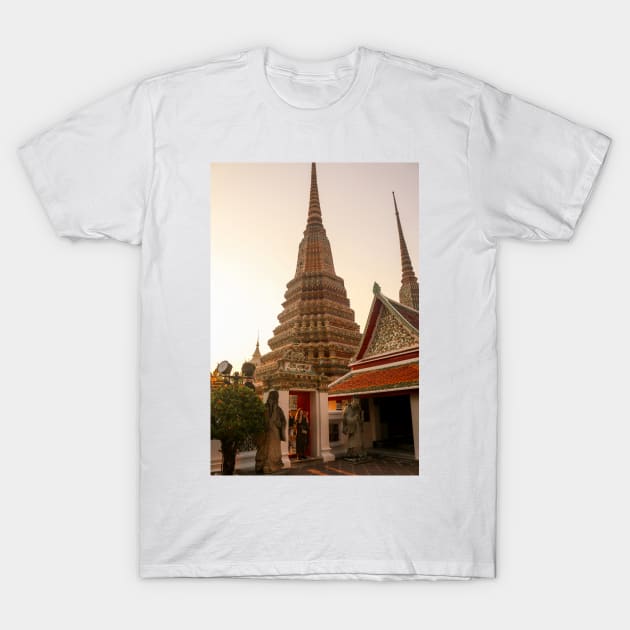 Third entrance view to Phra Chedi Rai at Wat Pho T-Shirt by kall3bu